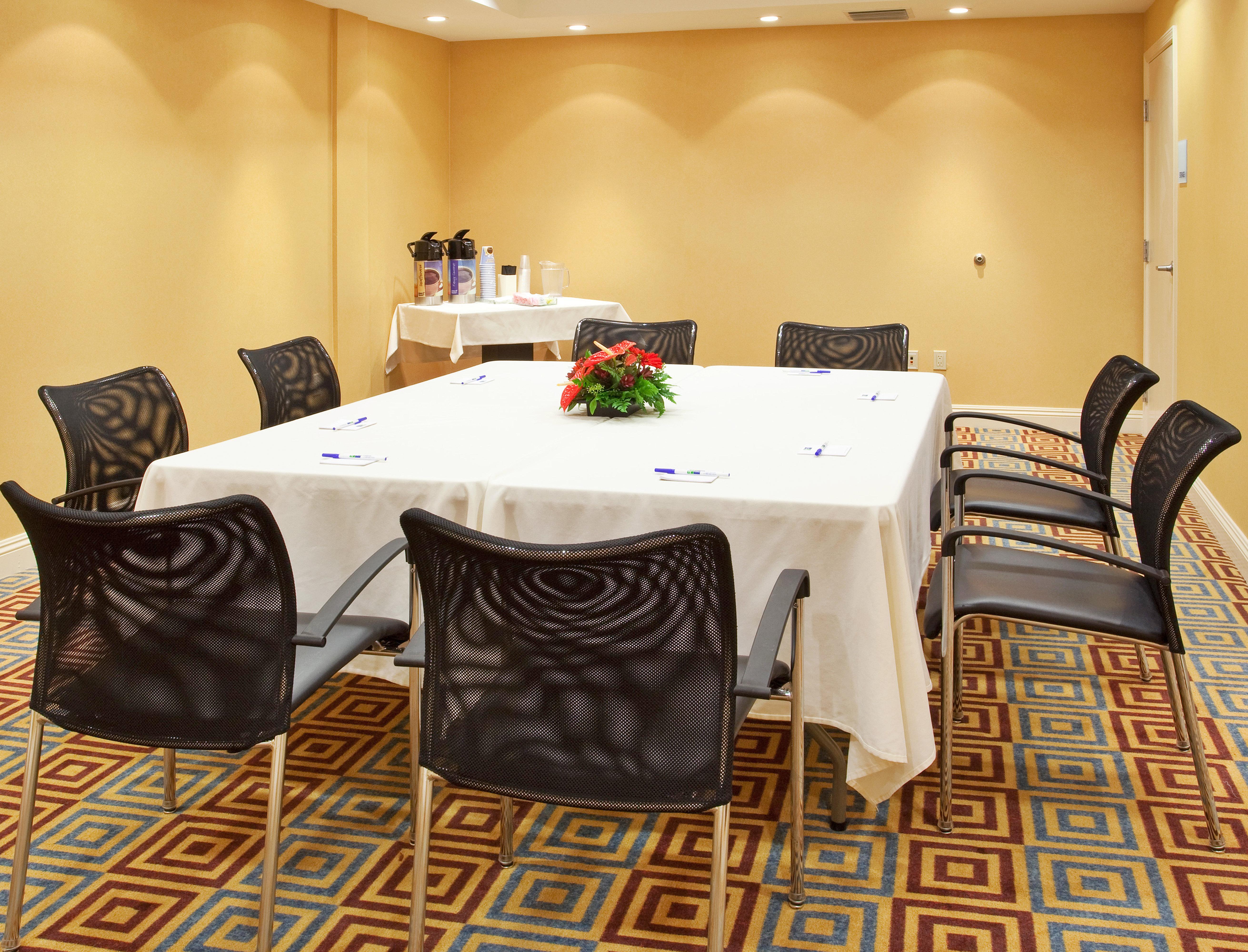 Holiday Inn Express Hotel & Suites Santa Cruz By Ihg Extérieur photo